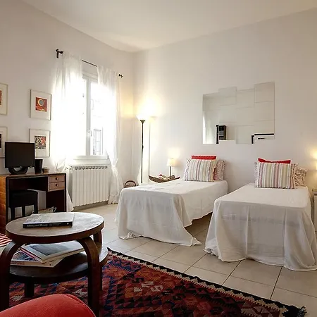 Anticafirenze Apartamento Florencia