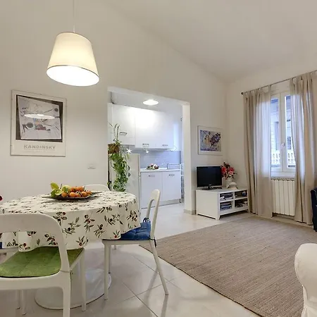 Apartman Anticafirenze