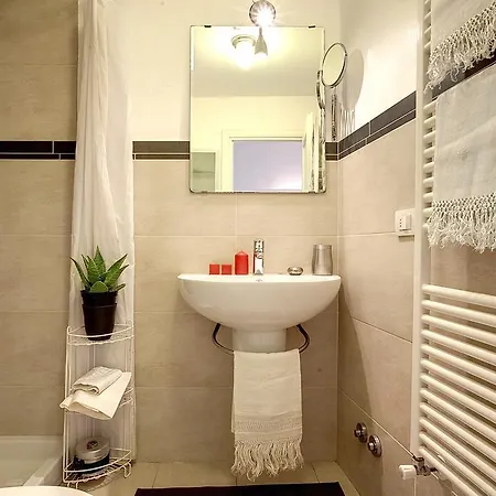 Apartman Anticafirenze *